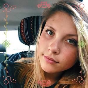 Meet your Posher, Zoe